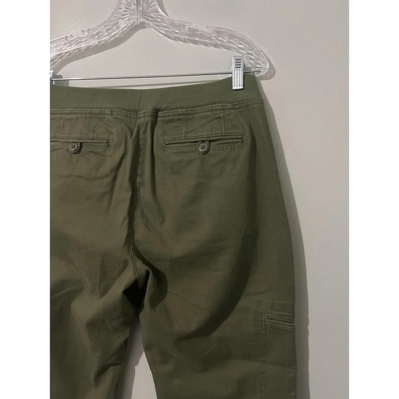 L.L. Bean Pants Women’s 10 Petite Green Cargo Cotton Stretch Canvas Classic Fit - Picture 9 of 13